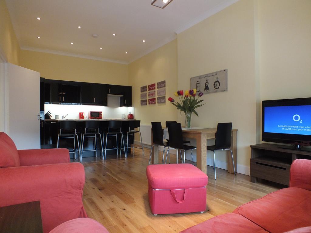 Picardy Place Apartment Единбург Номер фото